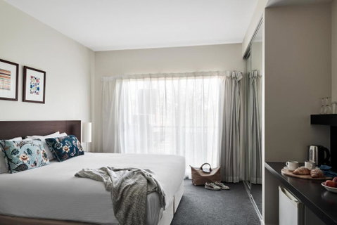 Punthill Essendon - Foster Accommodation 1