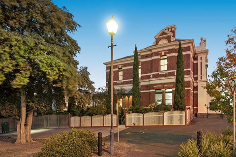 QPO QUEENSCLIFF - Foster Accommodation 2