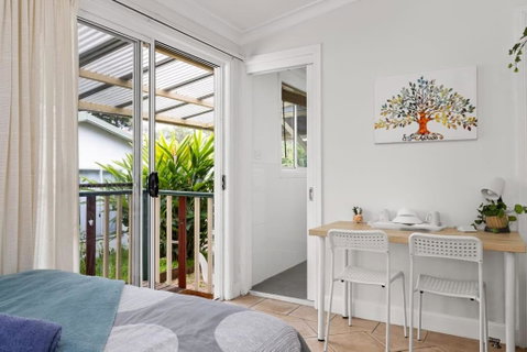 Quadruple Ensuite Room - Nearby Stations & Shops - Foster Accommodation 3