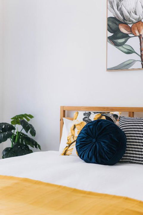 QV Urban SkyPool Residence - Foster Accommodation 0