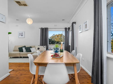Read Place Retreat - Foster Accommodation 0