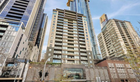 ReadySet Apartments On Kavanagh - Foster Accommodation 0