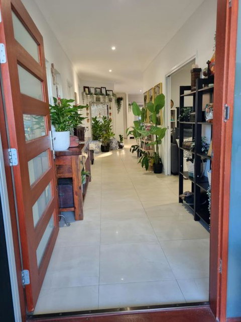 RealEst8 - Foster Accommodation 1