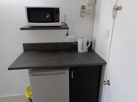 Aspley Sunset Motel - Foster Accommodation 2