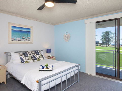 At The Beach - Kiama Surf Beach At Your Doorstep - Foster Accommodation 2