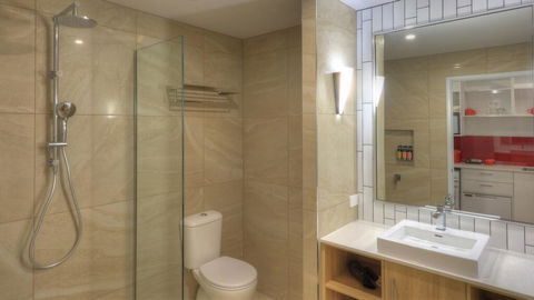 Atherton Apartments - Foster Accommodation 1