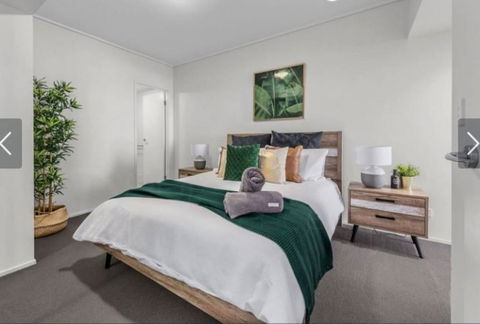 AU1 - Long Stay W Balcony RiverViews Fast WiFi - Foster Accommodation 2