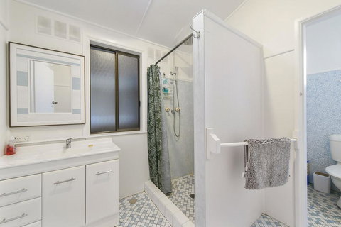Aurelia, 14 Stewart Street - Foster Accommodation 1