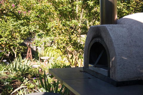 Austin Rise Bed And Breakfast - Foster Accommodation 1