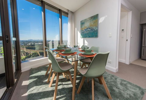 Australia Tower - Olympic Park Green - Foster Accommodation 3