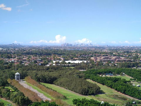 Australia Tower - Olympic Park Green - Foster Accommodation 0