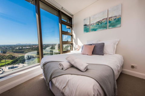 Australia Tower - Olympic Park Green - Foster Accommodation 1