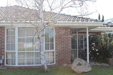 Australian Home Away @ Doncaster Elgar - Foster Accommodation 0