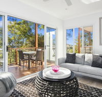 Avalon Tree House - Foster Accommodation