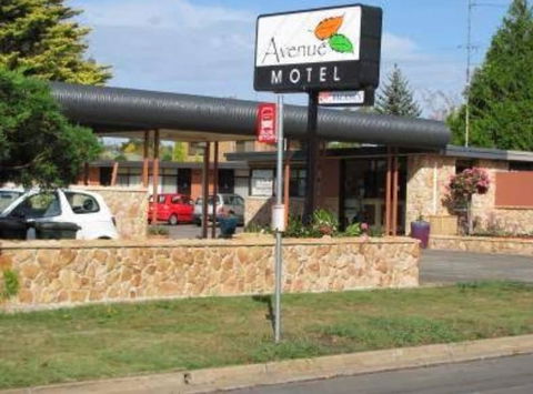 Avenue Motel - Foster Accommodation 0