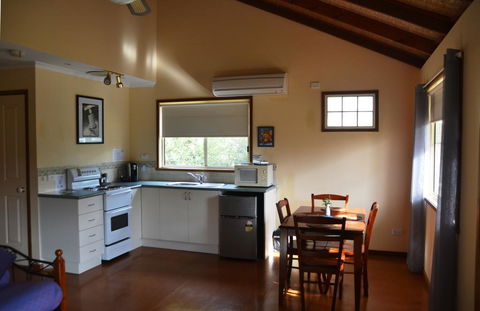 Avoca Cottages VICTORIA - Foster Accommodation 3