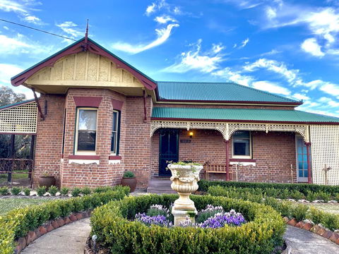 Avoca House - Circa 1900 Gorgeous Federation Home - Foster Accommodation 1
