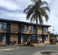 Avondel Motor Inn - Foster Accommodation