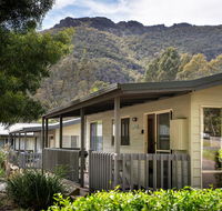 Awonga Cottages - Foster Accommodation