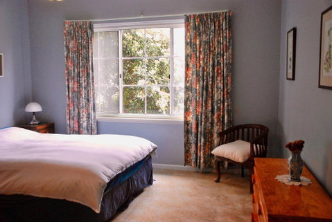 Back Valley Farm Stay Bed And Breakfast - Foster Accommodation 1