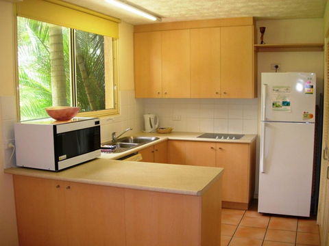 Baden 29 - Rainbow Shores, Air Conditioned, Ground Floor, Walk To Beach, Pool - Foster Accommodation 3