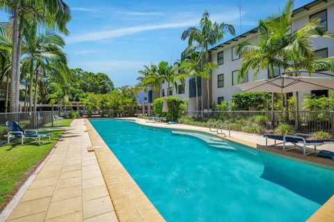 Baden 65 - Rainbow Shores, Overlooking Lap Pool, Ground Floor, Air Conditioning - Foster Accommodation 0