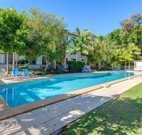 Baden 90 - Rainbow Shores Resort Unit Pools Tennis Court Walk To Beach - Foster Accommodation