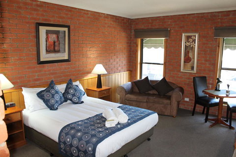 Bakery Hill Motel - Foster Accommodation 2