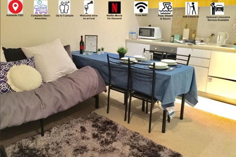 Balfours In Adelaide CBD - Foster Accommodation 0