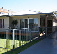 BANYANDAH 557 Ocean Drive NH - Foster Accommodation