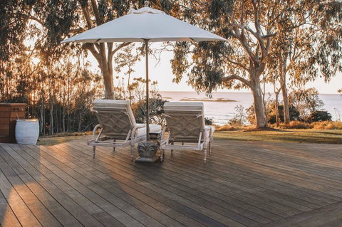 Barellen Beach House - Foster Accommodation 1