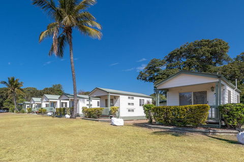 Bargara Beach Caravan Park - Foster Accommodation 0