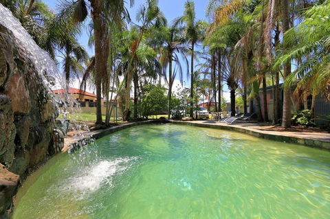 Bargara Gardens Boutique Villas - Foster Accommodation 1