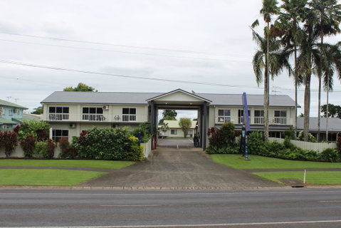Barrier Reef Motel Innisfail - Foster Accommodation 1