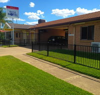 Baths Motel Moree - Foster Accommodation