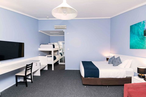 Bay Hotel Motel - Foster Accommodation 2