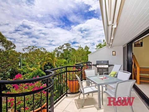 Bayona U2 - Foster Accommodation 3