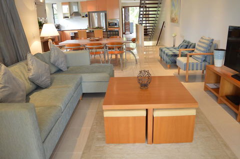 Beach House Apartment 1 - Foster Accommodation 2