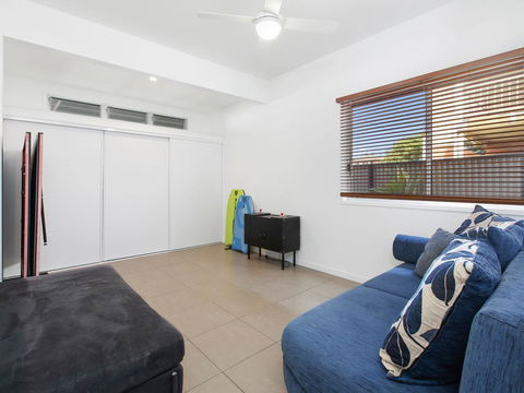 BEACH HOUSE ON PEARL - Foster Accommodation 2