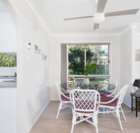 Beach Paradise  Anna Bay - Foster Accommodation