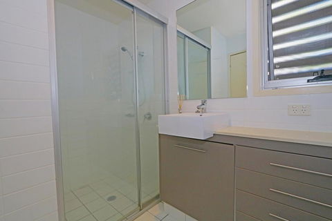 Beach Shack 24 Casuarina - Foster Accommodation 3