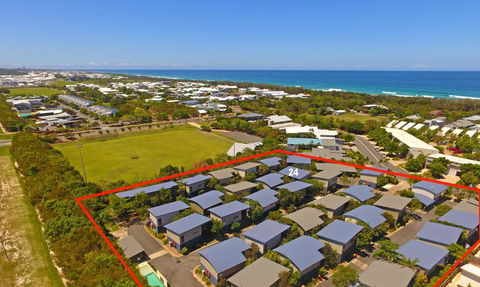 Beach Shack 24 Casuarina - Foster Accommodation 0