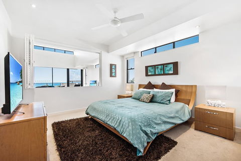 Beaches On Maroochy 1 Beach Parade - Foster Accommodation 3