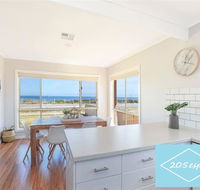 Beachfront Living - Foster Accommodation