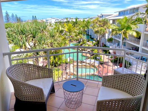 Resort Queen Studio At Alex Beach Resort - Foster Accommodation 0
