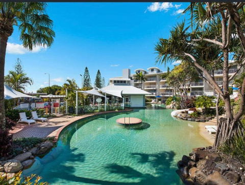 Resort Queen Studio At Alex Beach Resort - Foster Accommodation 3