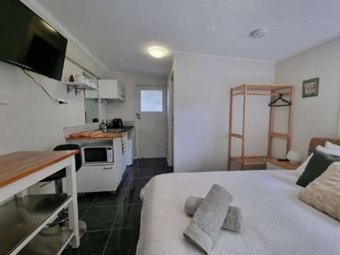 Redcliffe Homestay - Foster Accommodation 0
