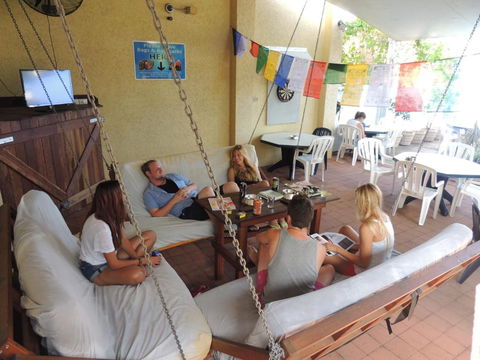Reef Lodge Backpackers - Foster Accommodation 3