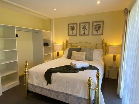 Reel & Relax: 3BR Beach House - Fish, Swim, Surf - Foster Accommodation 2