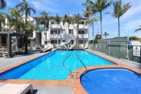 Resort Style Holiday - Foster Accommodation 0